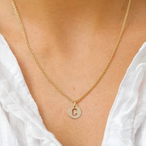 letter c hanger in 8 karaat goud