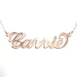 Naamkettingen met hanger in zilver met een roze coating