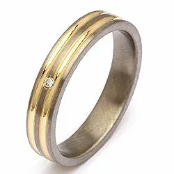 Trouwring in titanium en goud 0,025 ct