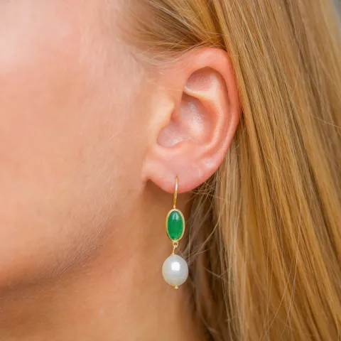 groene jadesteen oorbellen in verguld zilver