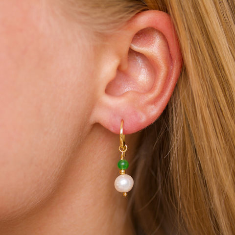 lange groen aventurijn oorbellen in verguld sterlingzilver - Loom Stones