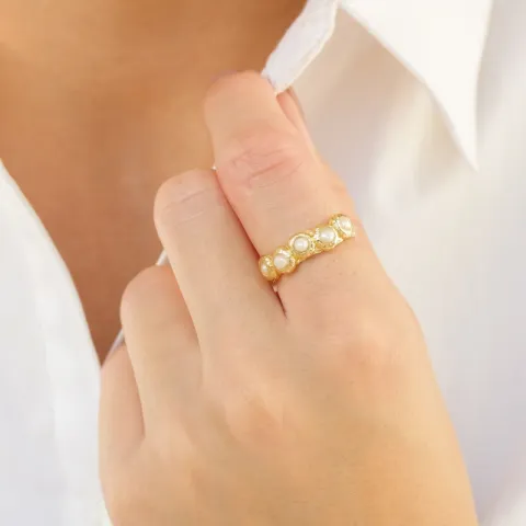 witte parel ring in verguld messing - Eliné