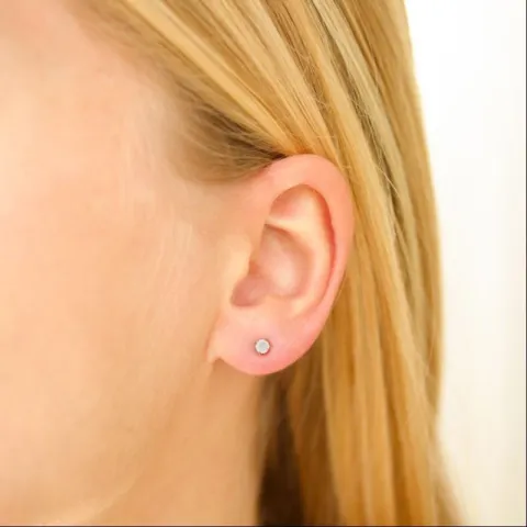 3 mm waterproof solitaire oorbel in verguld staal - OCEANA