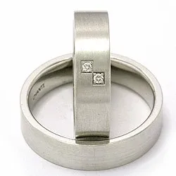 Trouwringen in 14 karaat witgoud 2 x 0,015 ct - set