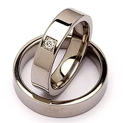 Trouwringen in titanium 0,05 ct