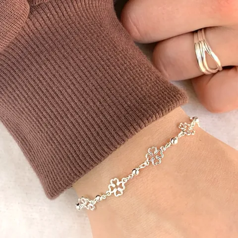 klavertje vier armband in zilver met hanger in zilver