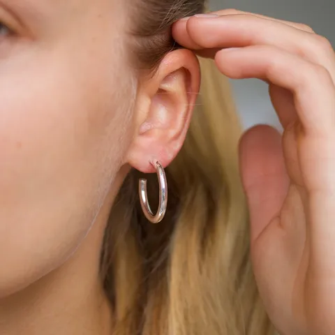 25 mm halfcreool in zilver