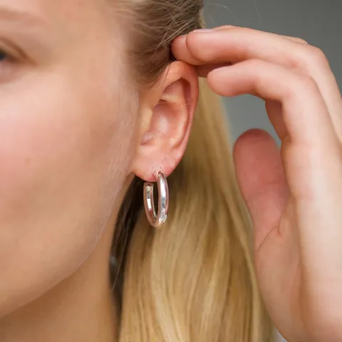 25 mm halfcreool in zilver
