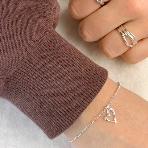 Goedkoop hart armband in zilver