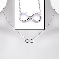 Infinity zirkoon ketting met hanger in zilver