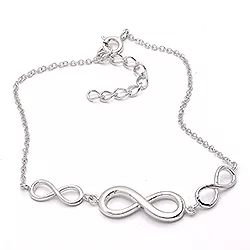 Infinity armband in zilver