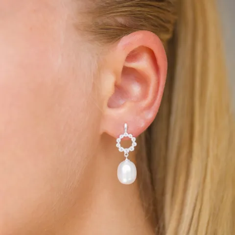 parel oorbellen in zilver