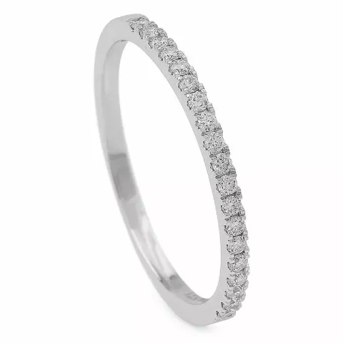 Smal witgoud ring in 14 karaat witgoud 0,16 ct