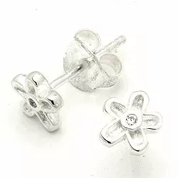 Klein bloemen oorbellen in zilver