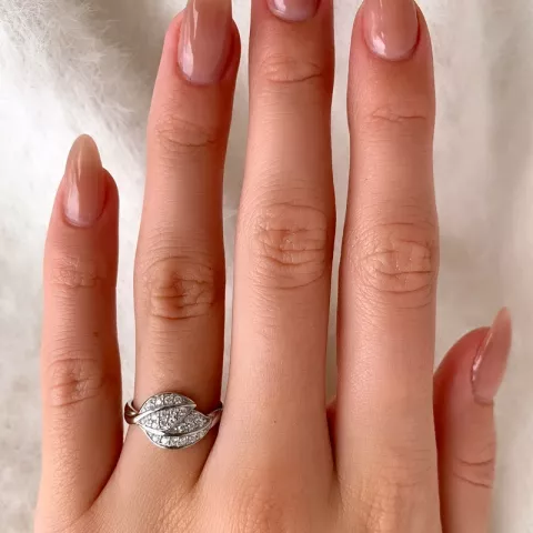 Glanzend blad ring in zilver