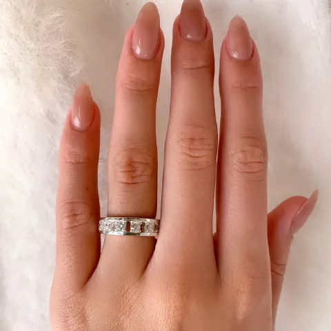 Eenvoudige zirkoon ring in zilver