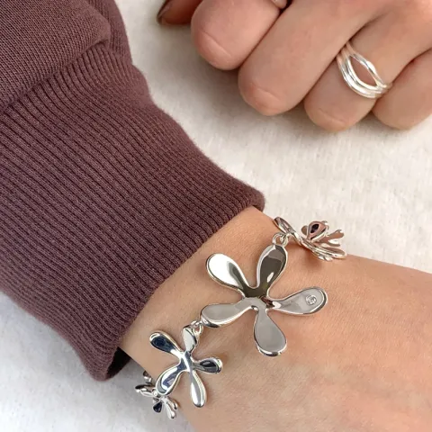 Bloem armband in zilver met hanger in zilver