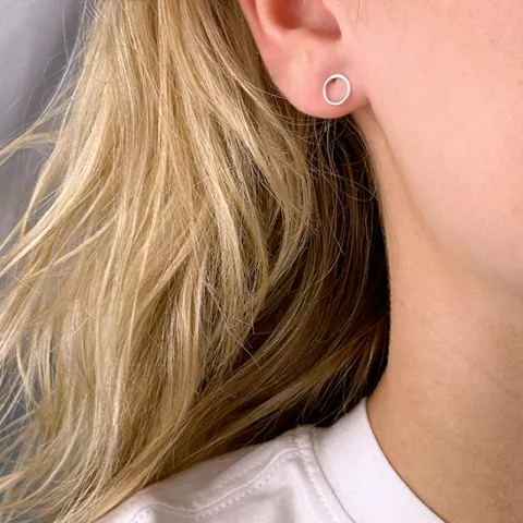 7 mm rond oorsteker in zilver