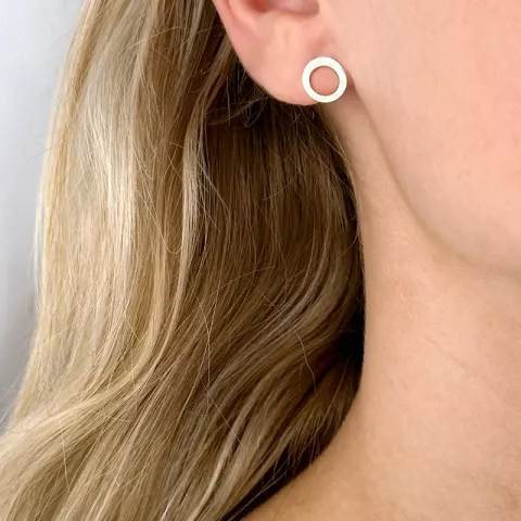 9 mm rond oorsteker in zilver