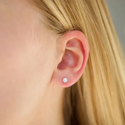 4 mm zirkoon solitaire oorbel in zilver