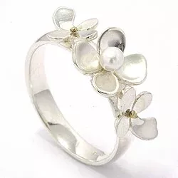 bloem parel ring in zilver