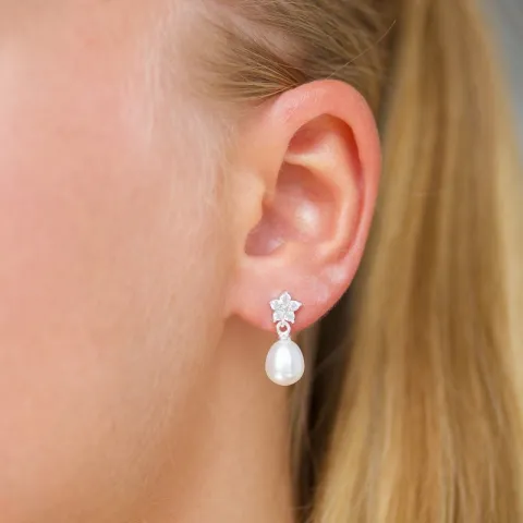 parel oorbellen in zilver
