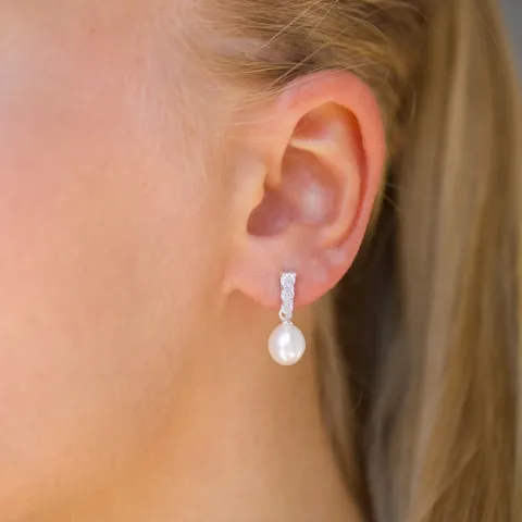 parel oorbellen in zilver