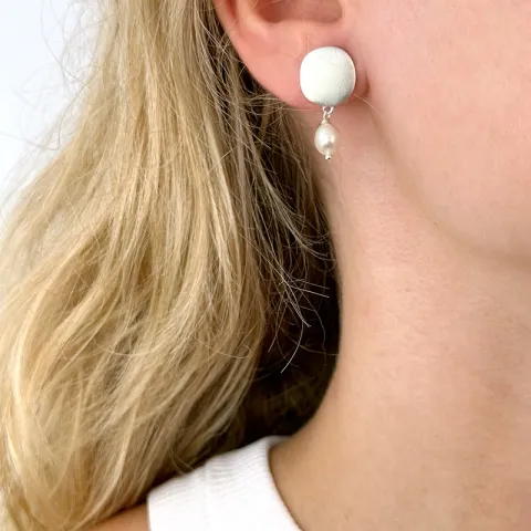 parel oorbellen in zilver