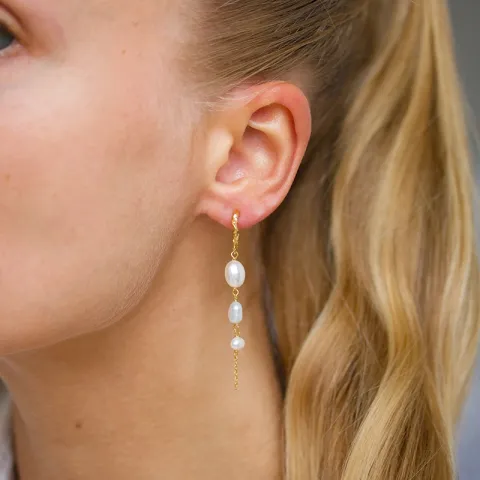 lange parel halfcreool in verguld zilver