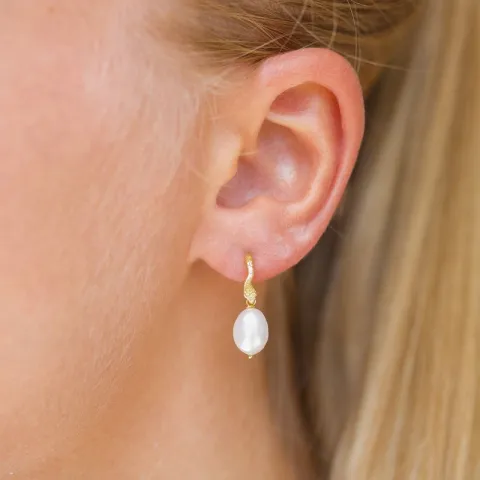 parel oorbellen in verguld sterlingzilver - Lumé Etched