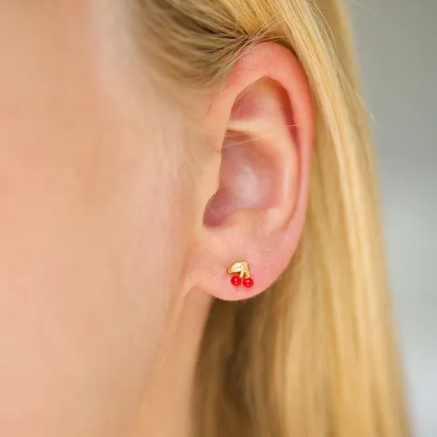Enamel cherry oorbellen in verguld sterlingzilver rode emaille