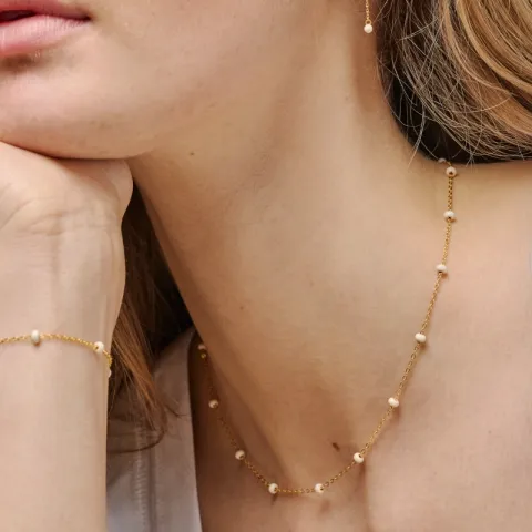 Enamel Lola Bold Daisy ketting in verguld sterlingzilver witte emaille