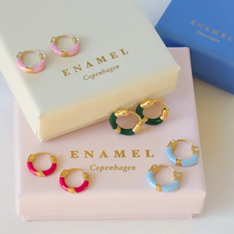 Enamel Lina small creool in verguld sterlingzilver roze emaille