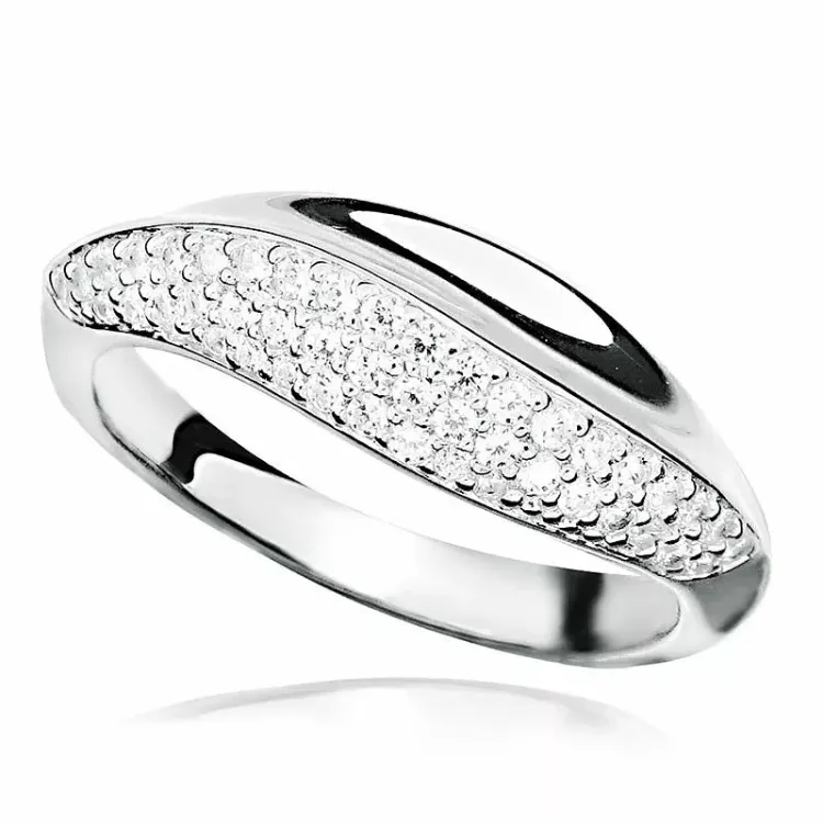 Breed witte zirkoon ring in gerodineerd zilver