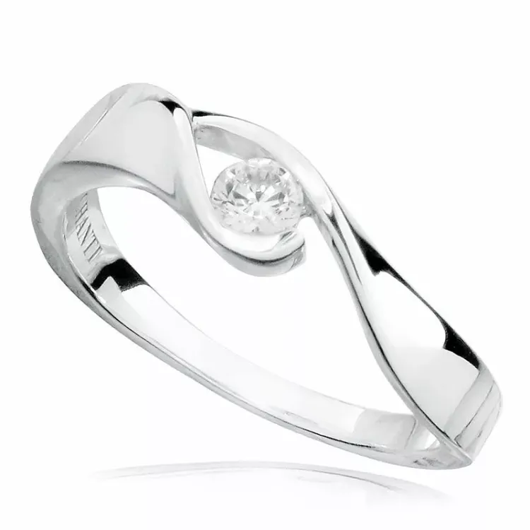 Abstract met structuur witte zirkoon ring in gerodineerd zilver