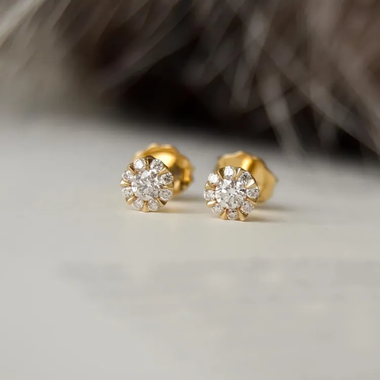 rond diamant oorsteker in 14 karaat goud met diamant en diamant
