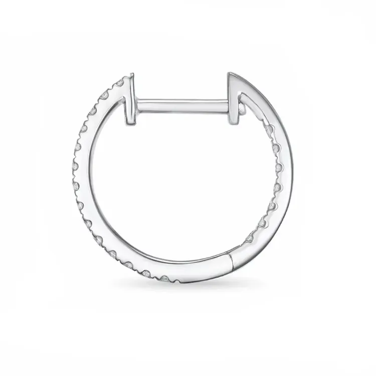 1/2 paar diamant oorbellen in 14 karaat witgoud met diamant 