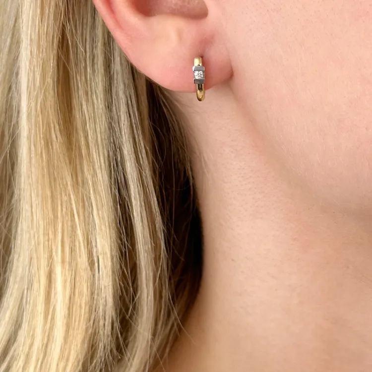 diamant halfcreool in 14 karaat goud en witgoud met diamant 