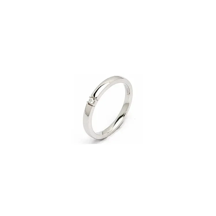 Mémoire ring in 14 karaat witgoud 0,03 ct