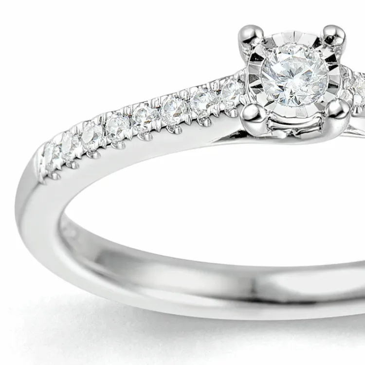 diamant ring in 14 karaat witgoud 0,057 ct 0,102 ct