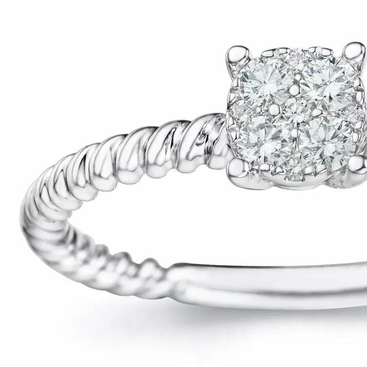diamant ring in 14 karaat witgoud 0,17 ct