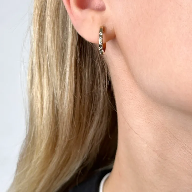 14 mm briljant creool in 14 karaat goud met diamant 
