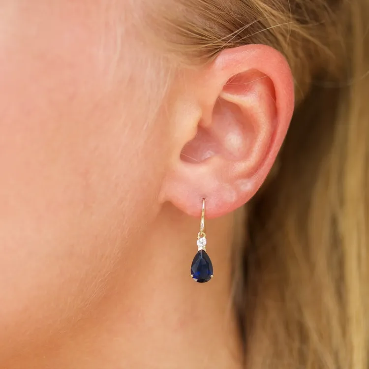 druppel donkerblauw oorbellen in 9 karaat goud met zirkoon en syntetische saffier - Gold Collection