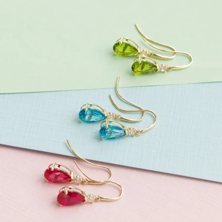 druppel blauwe oorbellen in 9 karaat goud met zirkoon en syntetische topaas - Gold Collection