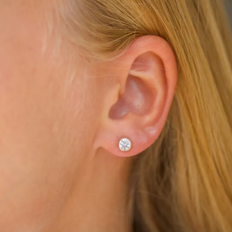 5 mm rond oorbellen in 14 karaat goud met zirkoon - Gold Collection