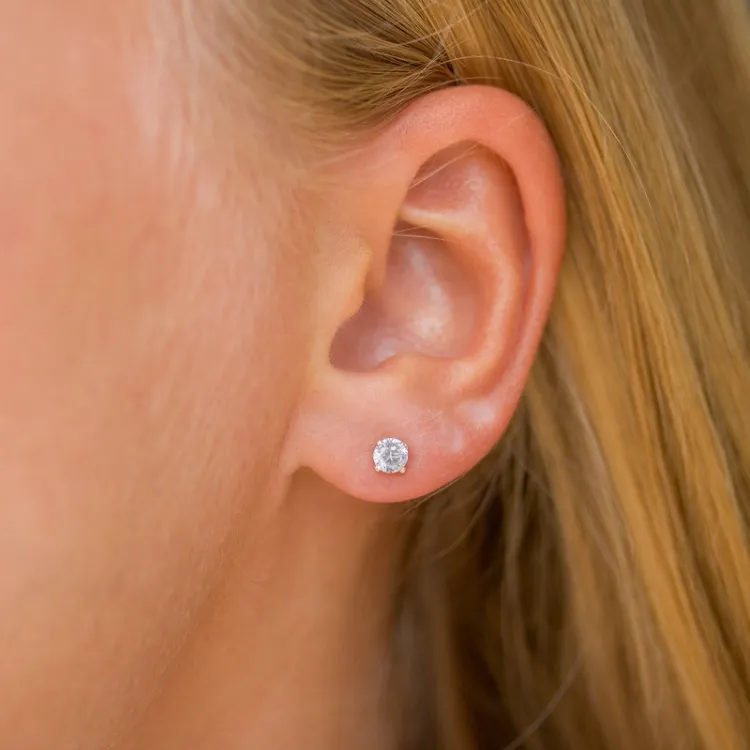 4 mm rond oorbellen in 14 karaat goud met zirkoon - Gold Collection