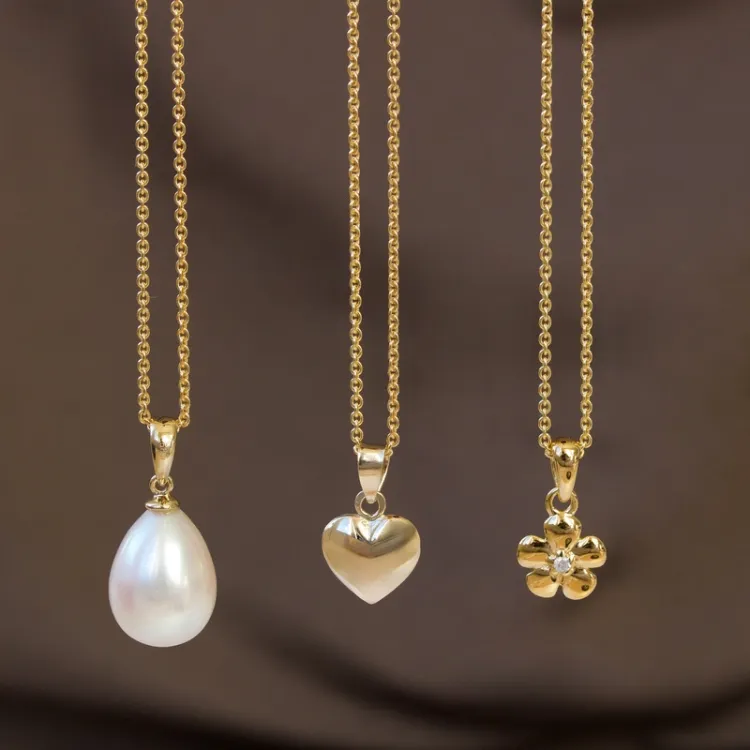 9 x 11 mm hart hanger in 8 karaat goud - Amoré
