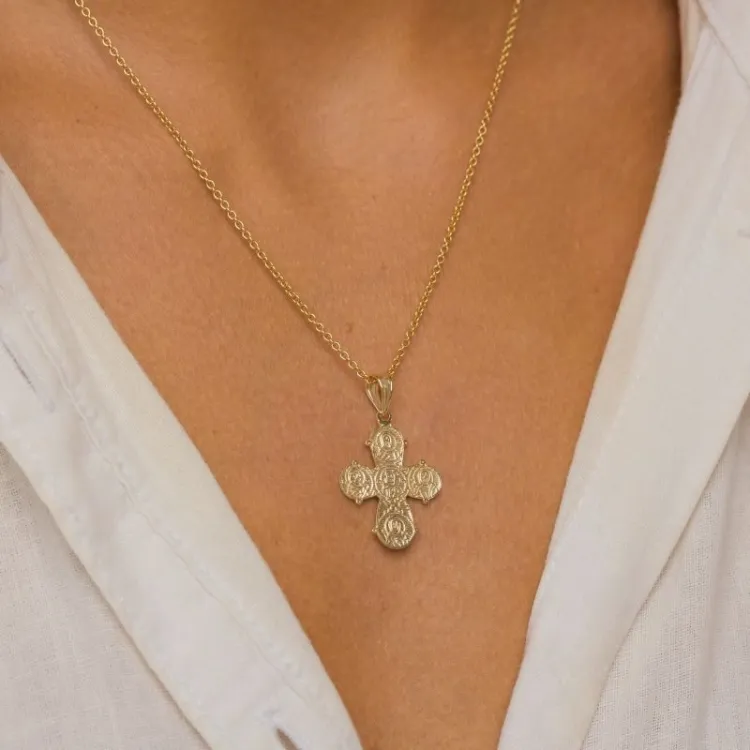 dagmarkruis ketting in verguld sterlingzilver met hanger in 8 karaat goud - Amoré