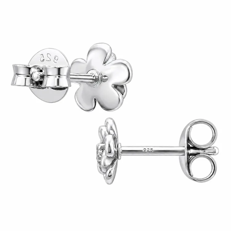 bloem oorsteker in gerodineerd zilver met lab grown diamant 