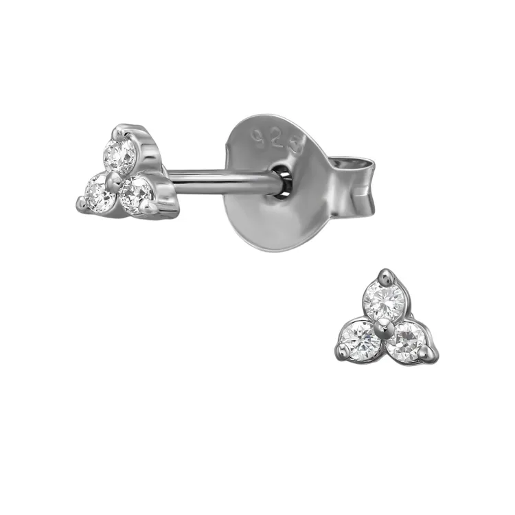 driehoekig lab grown diamant oorsteker in zilver met lab grown diamant 